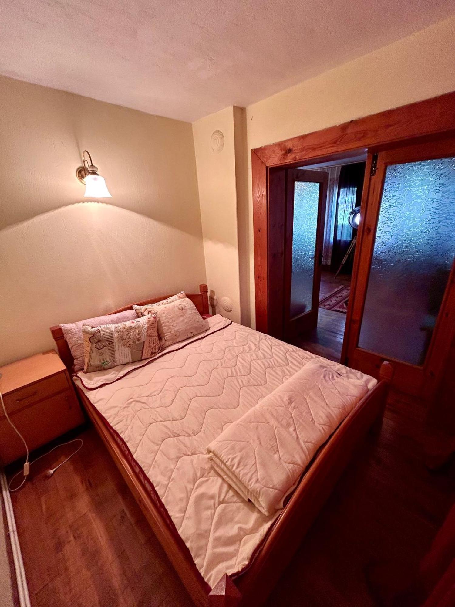 Luylyana Guesthouse Ribarica Exterior photo